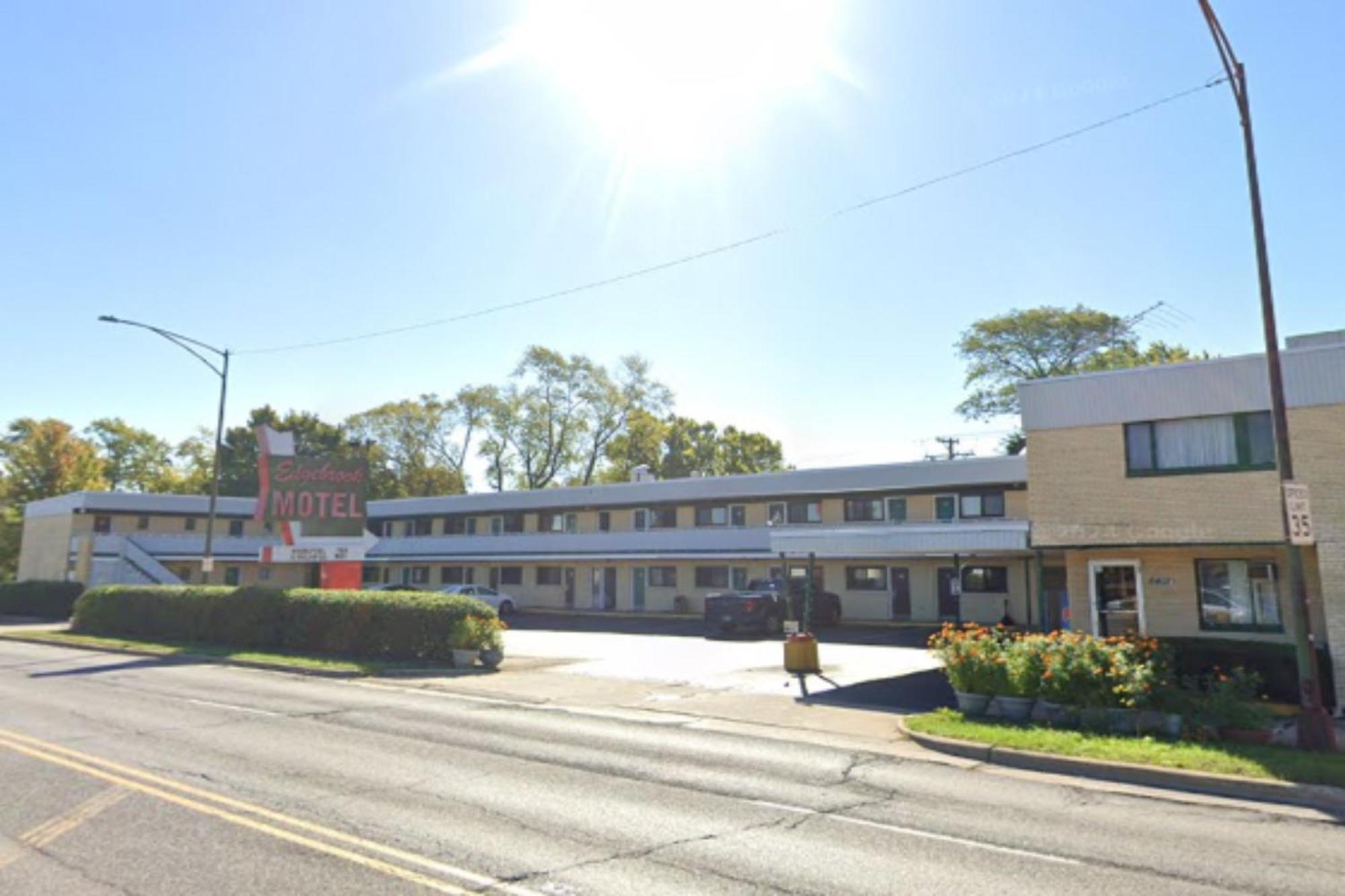 Oyo Hotel Edgebrook Chicago North Shore Exterior foto